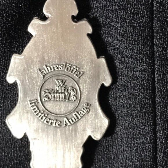 Vintage 1986 German Schloss Linderhof annual tin Zinn spoon collector limited - Picture 4 of 9